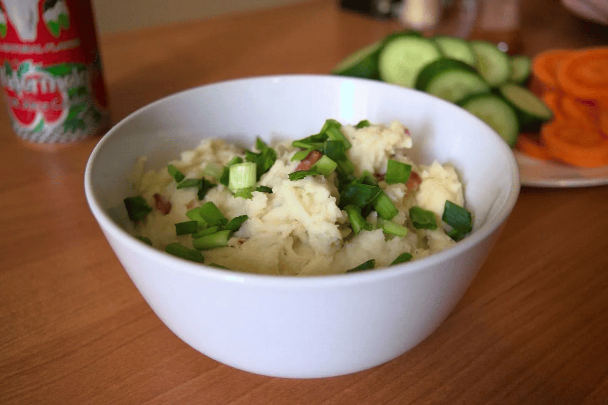 Ultra Creamy Loaded Mashed Potatoes